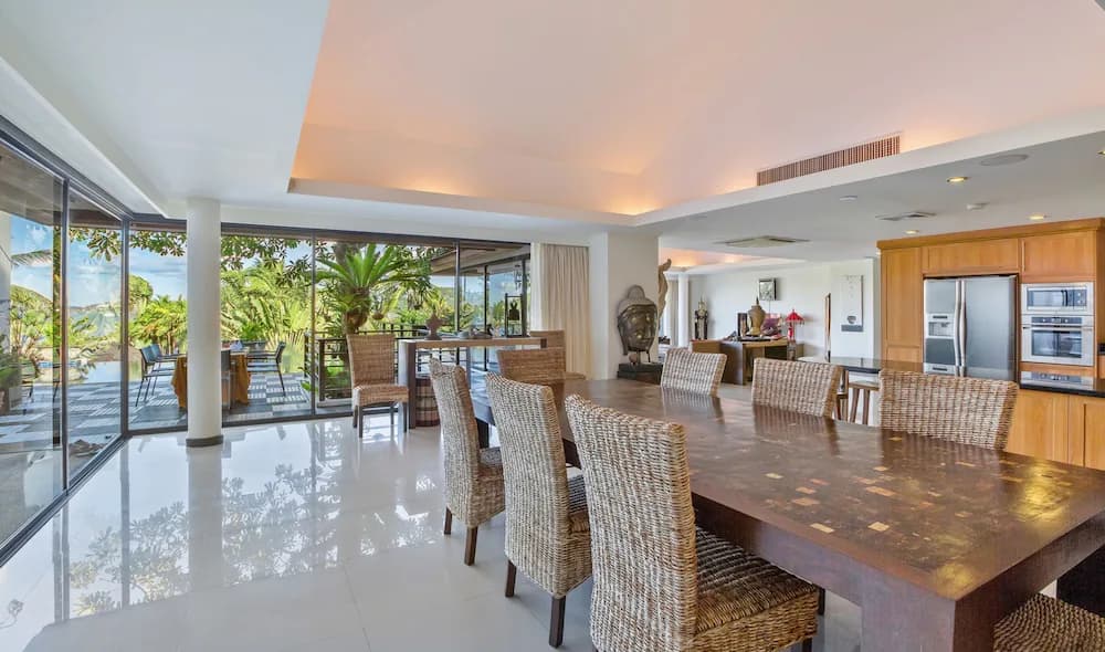 Breakfast area