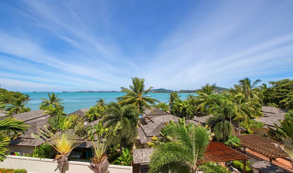 Beach/ocean view
