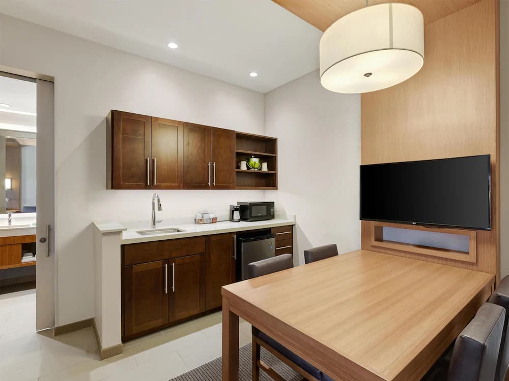 Private kitchenette