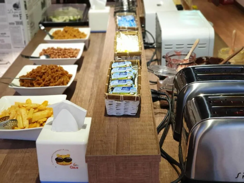 Breakfast buffet