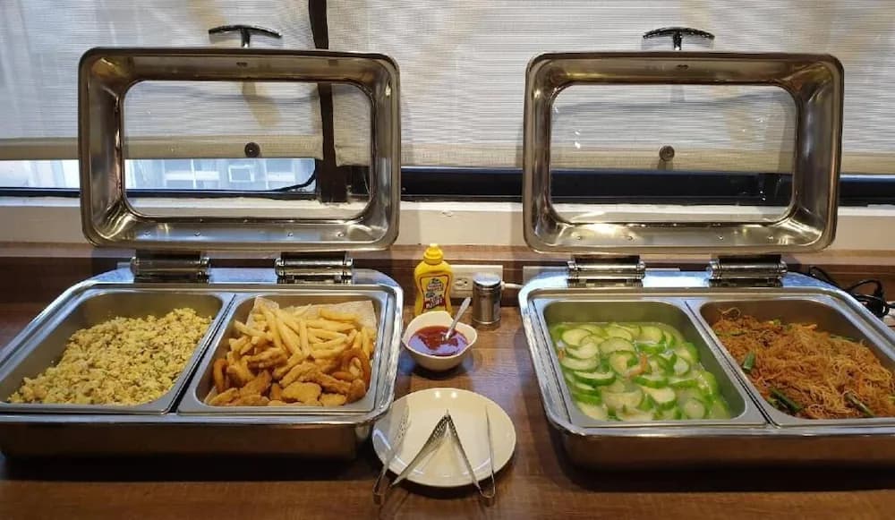 Breakfast buffet