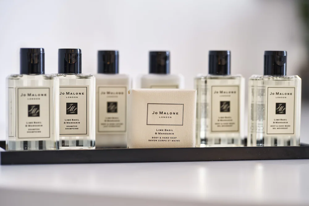 Bathroom amenities