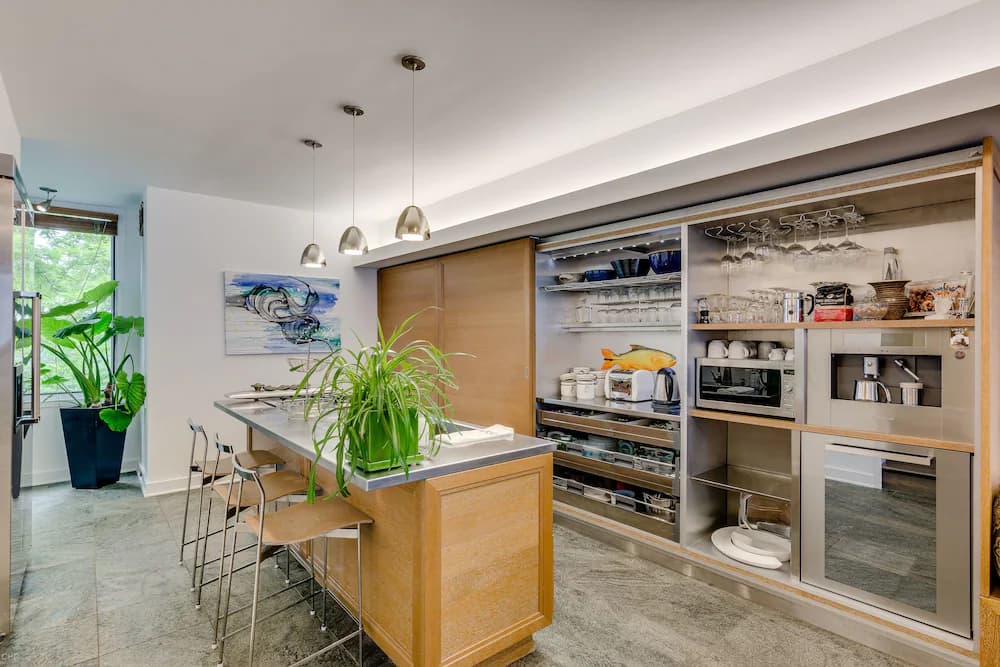 Private kitchen