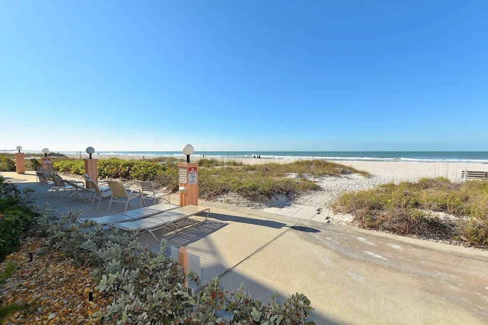 Beach/ocean view