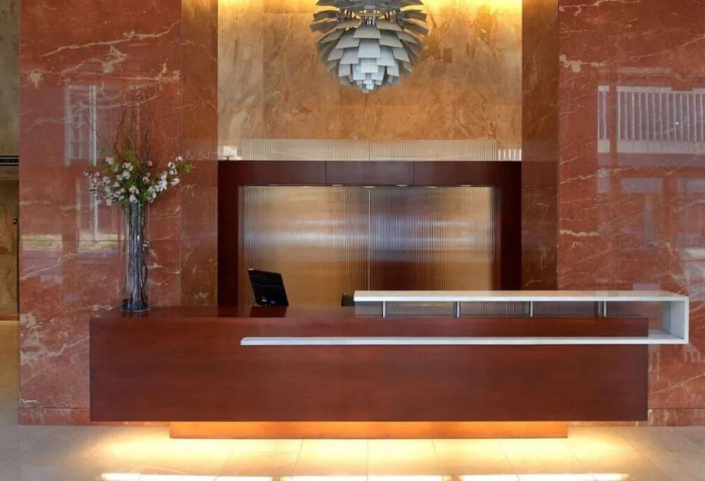 Concierge desk