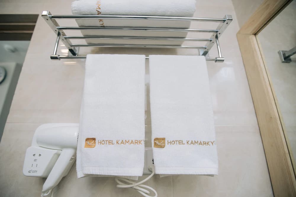 Bathroom amenities