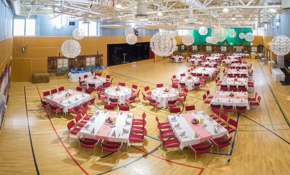 Banquet hall
