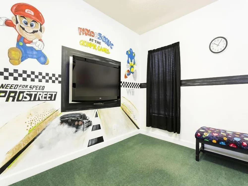Children's theme room