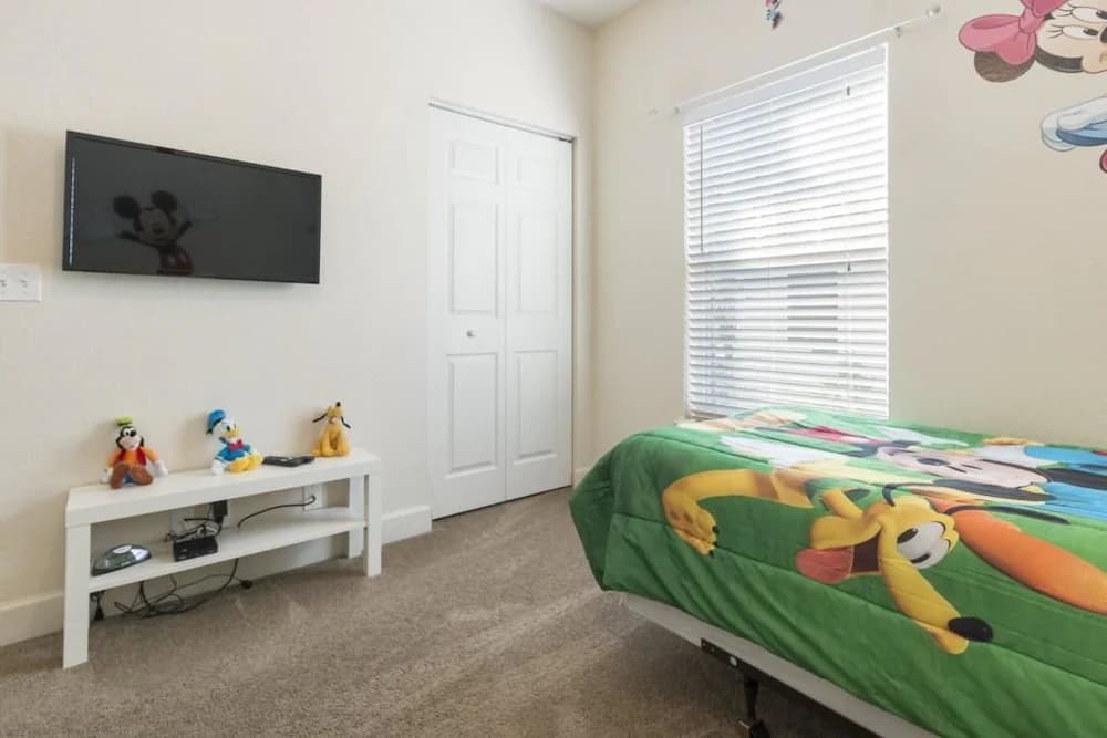Children's theme room
