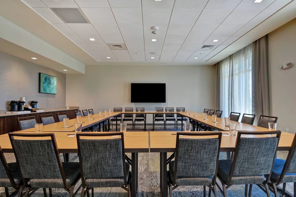 Meeting facility