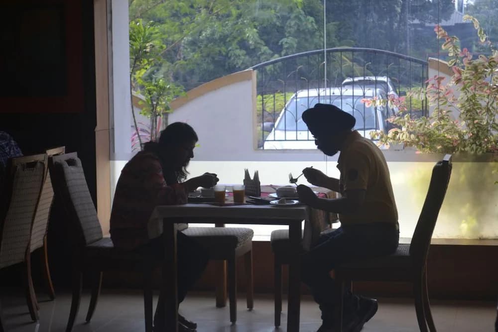 Couples dining