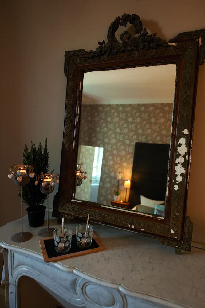 Room amenity