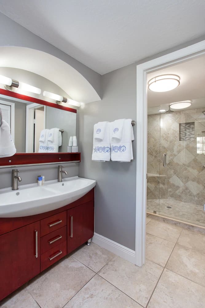 Bathroom sink