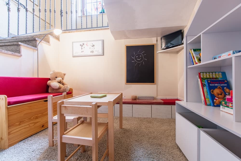 Children's play area - indoor