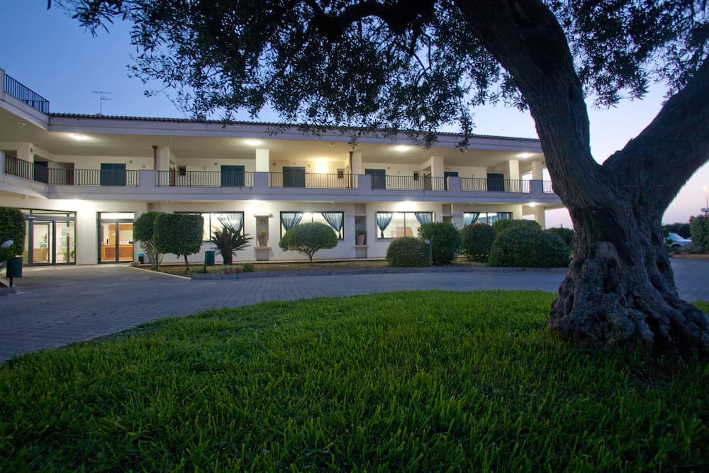 Front of property - evening/night