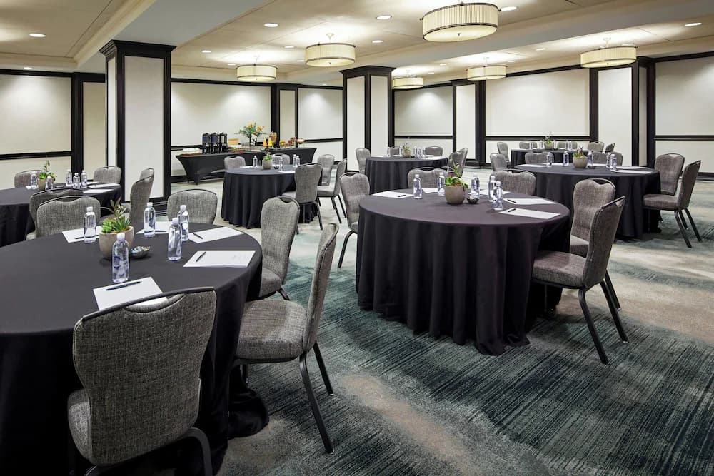 Meeting facility