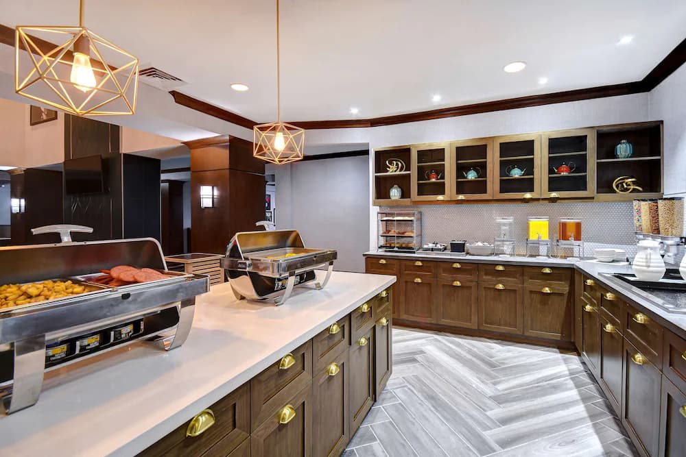 Breakfast area