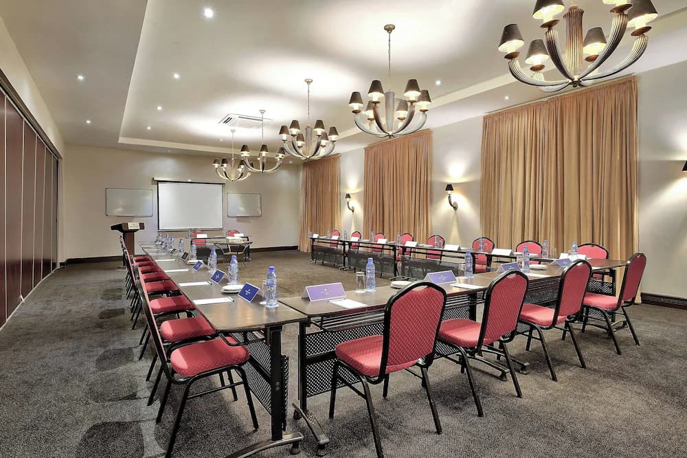 Meeting facility