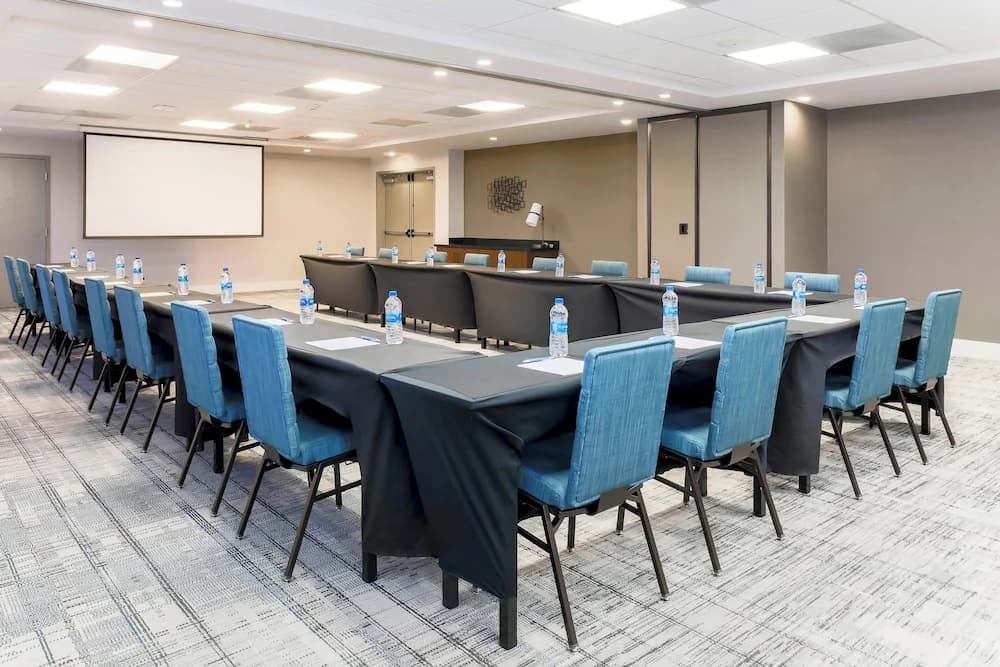 Meeting facility