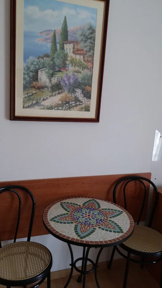 Room amenity