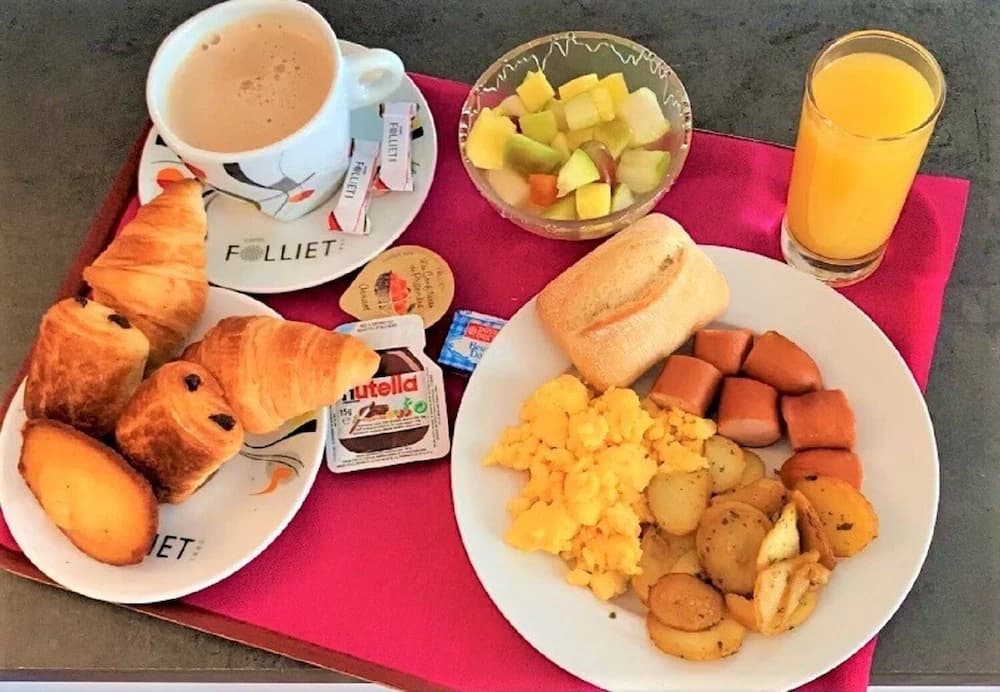 Breakfast meal
