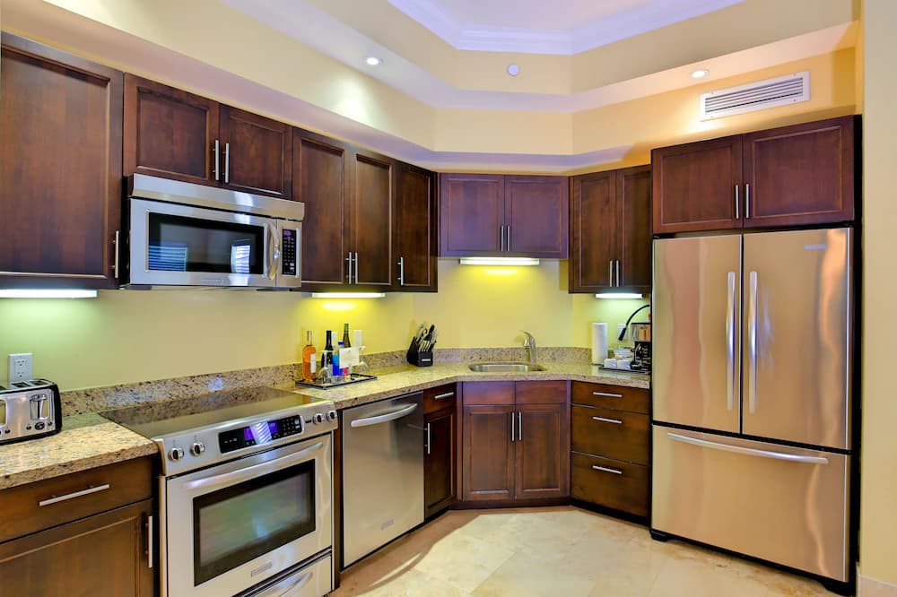 Private kitchenette