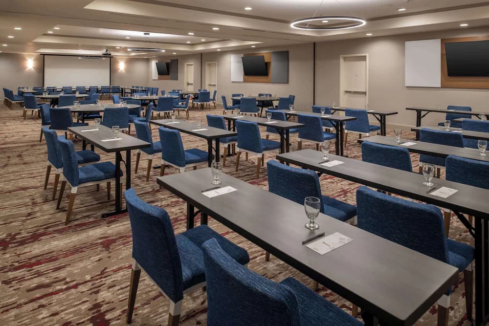 Meeting facility