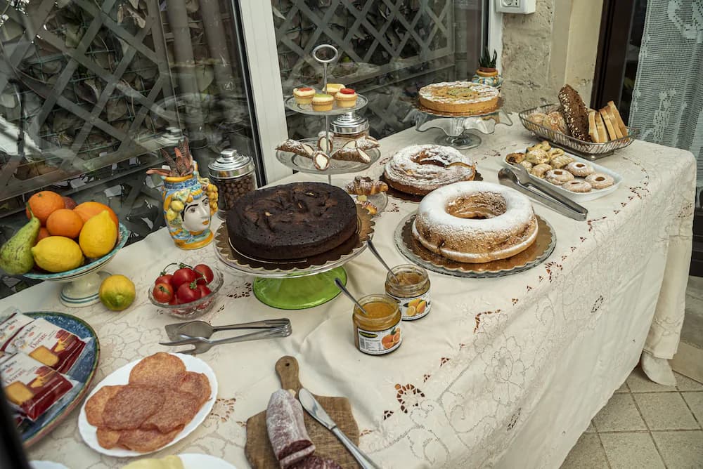 Breakfast buffet