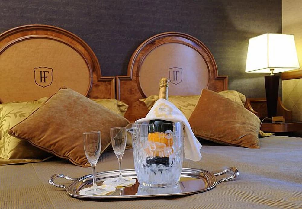 Room service - dining
