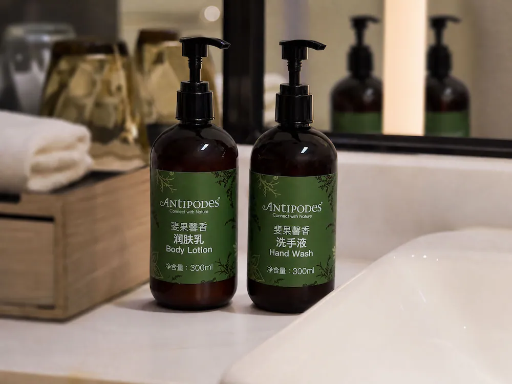 Room amenity