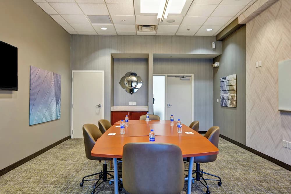 Meeting facility