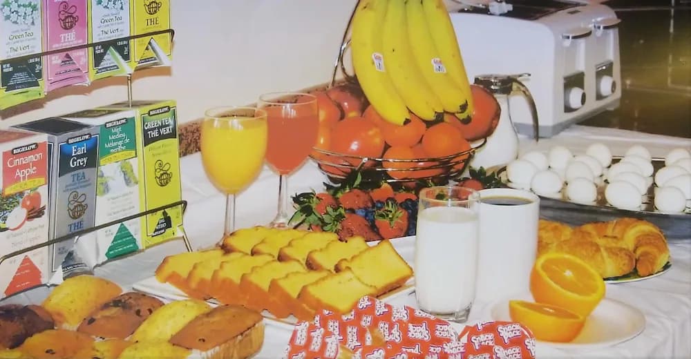 Breakfast buffet