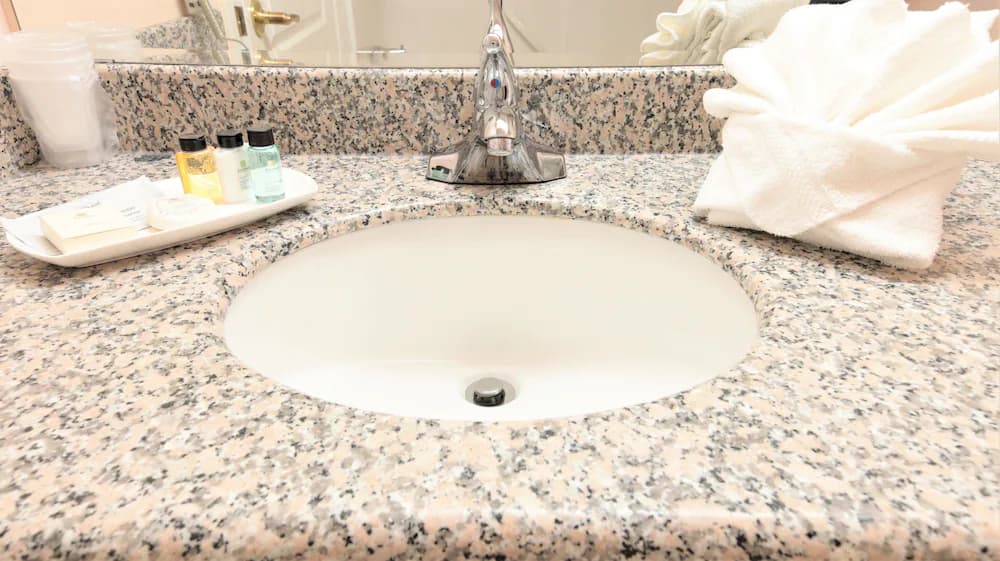Bathroom sink
