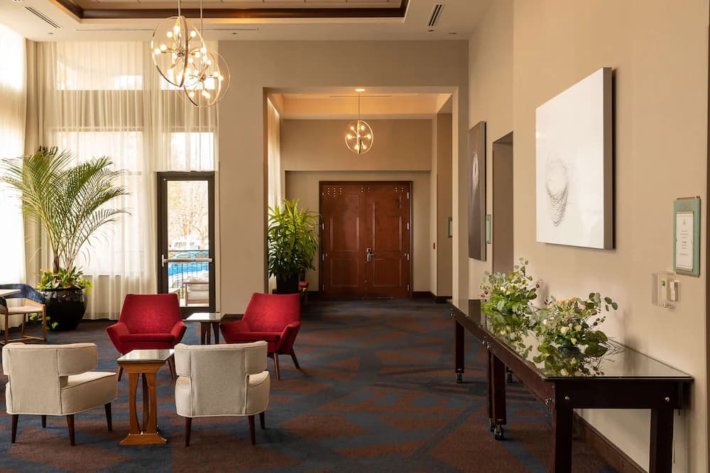 Meeting facility