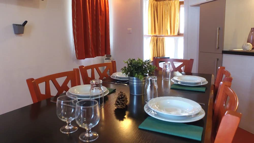In-room dining