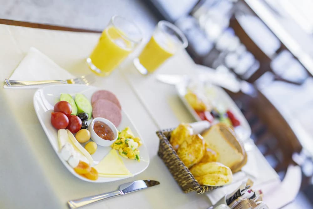 Breakfast meal