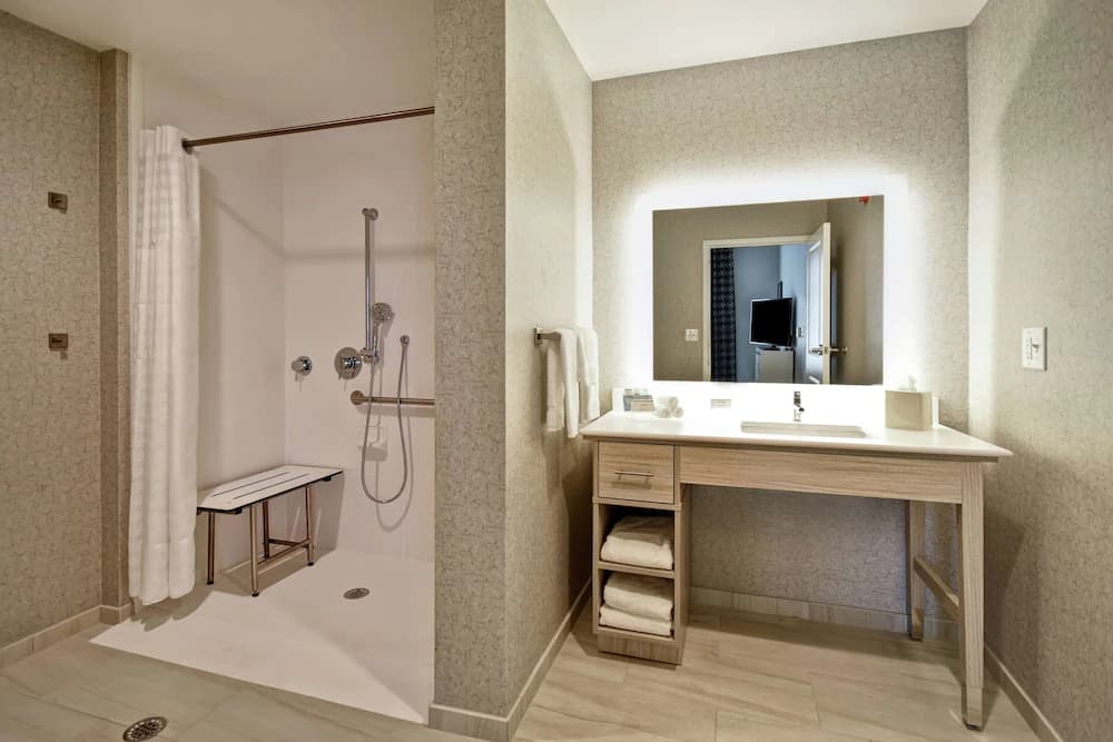 Bathroom shower