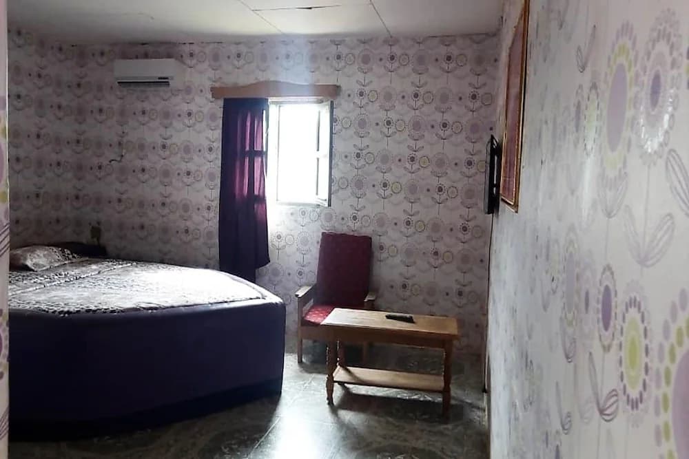 Primary image