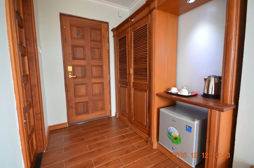 Room amenity