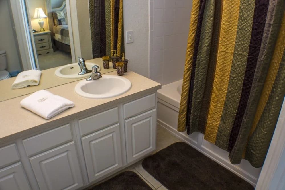 Jetted tub