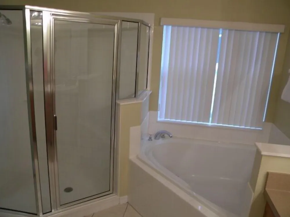 Jetted tub