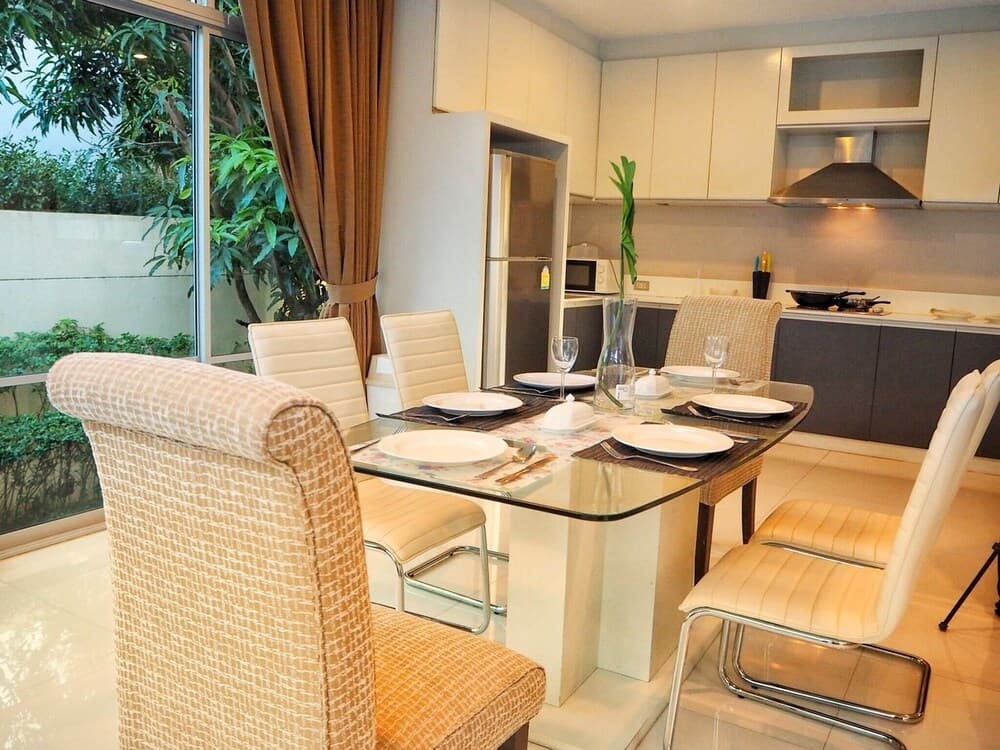 In-room dining
