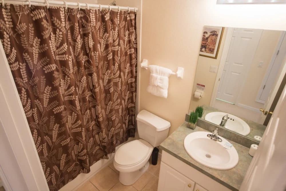 Bathroom amenities