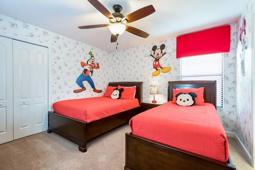 Children's theme room