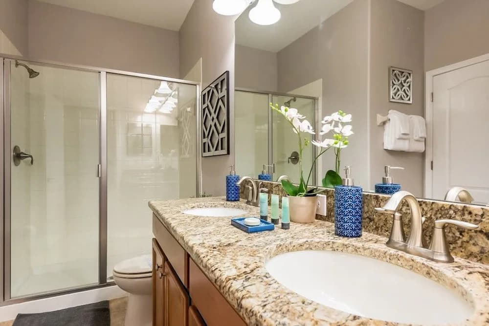 Bathroom amenities