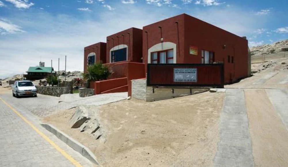 Primary image