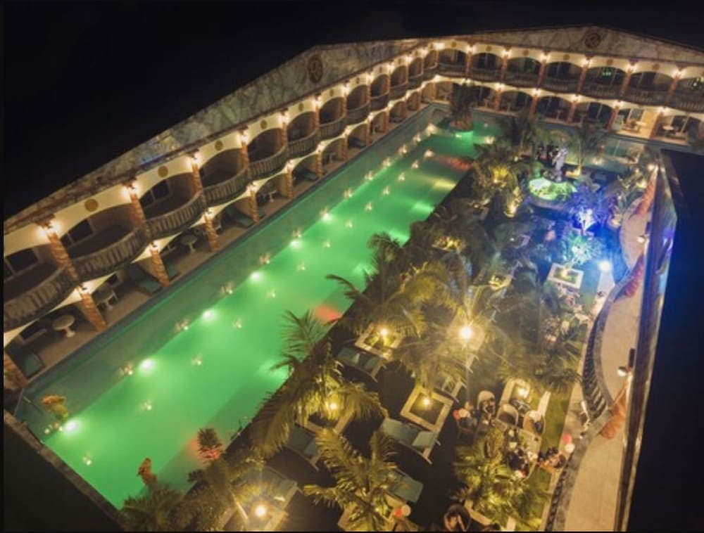 Pool