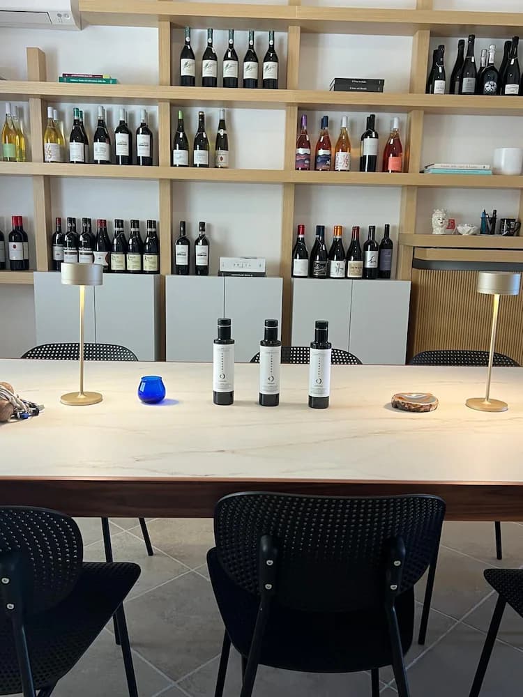 Tasting room