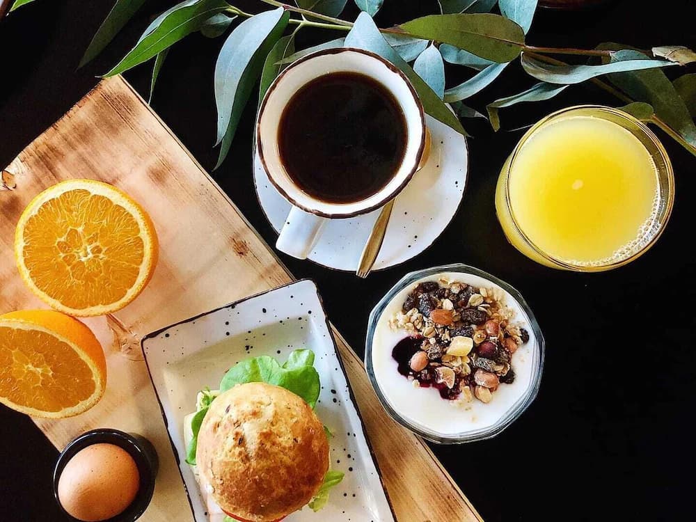 Breakfast meal