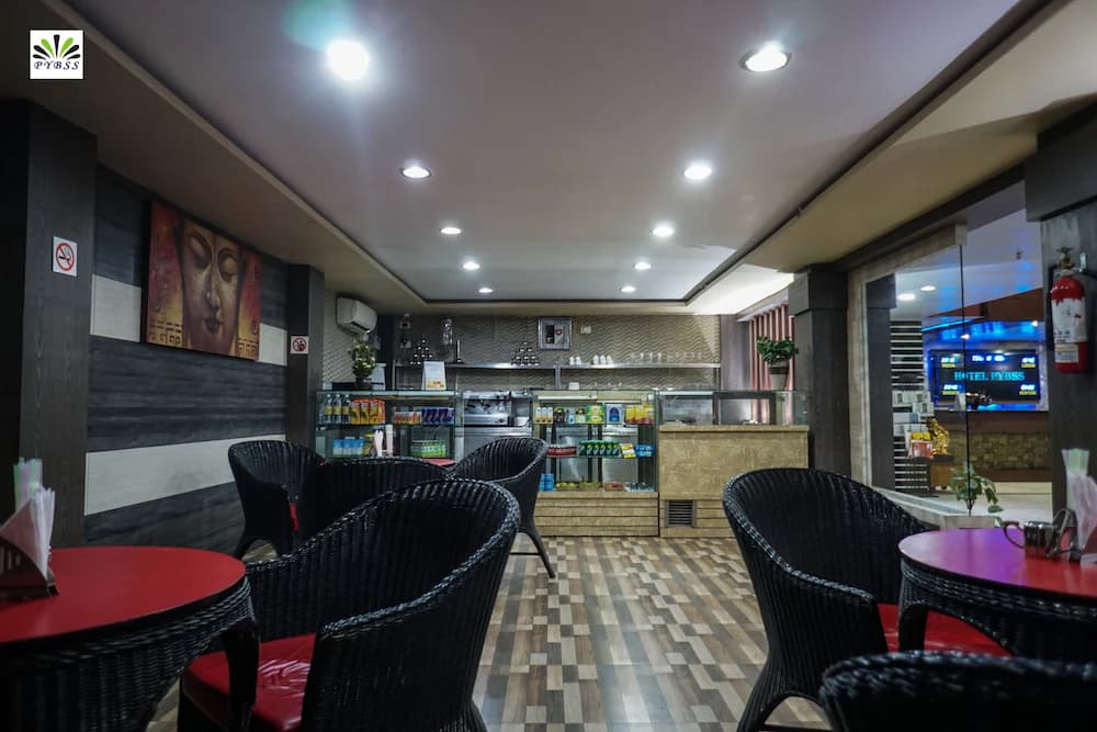 Coffee shop